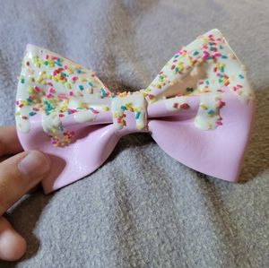 Hottopic Frosting Hairbow